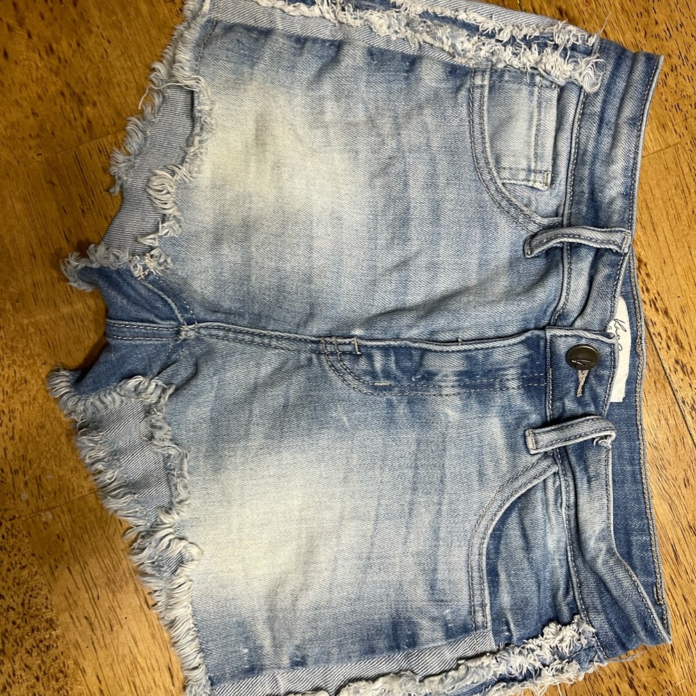 Kancan signature buckle exclusive size 27